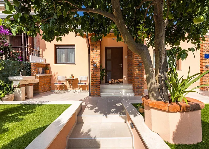 Valetis Βίλα Ρόβινι