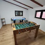 Vila Valetis *